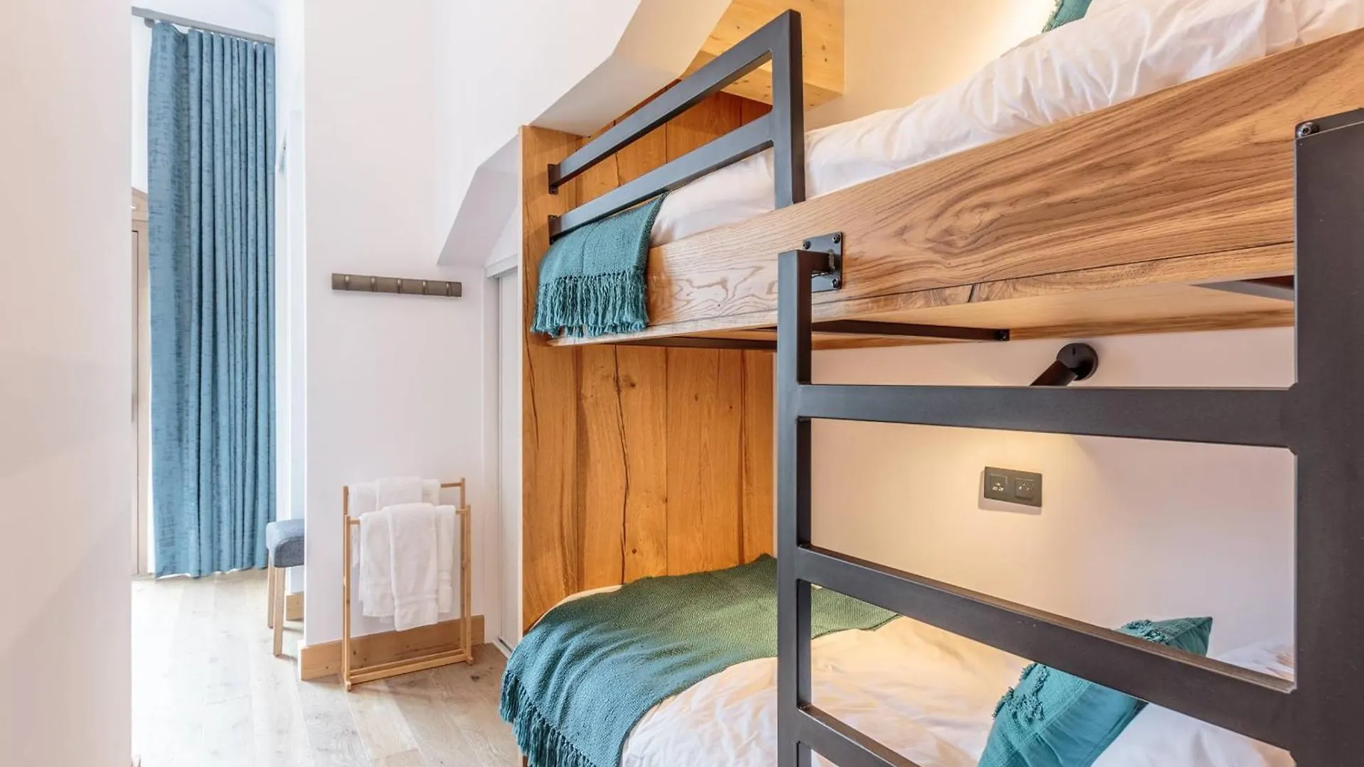 Appartement De Standing Pour 10 Avec Services, Balcon Et Parking A Champagny-En-Vanoise - Fr-1-638-24 La Plagne